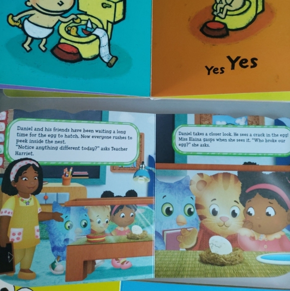 Book Bundle - Picture 10 of 12